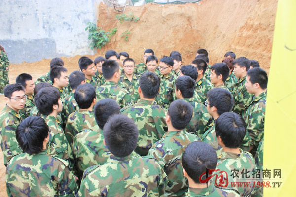 目標(biāo)一致,勇于奉獻(xiàn)