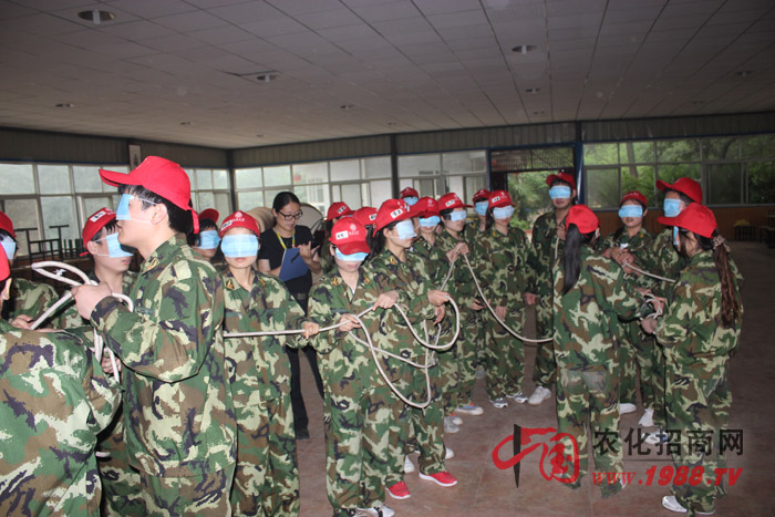 ��ä�˷�ꇵĻ����������ӡ�����һ�������