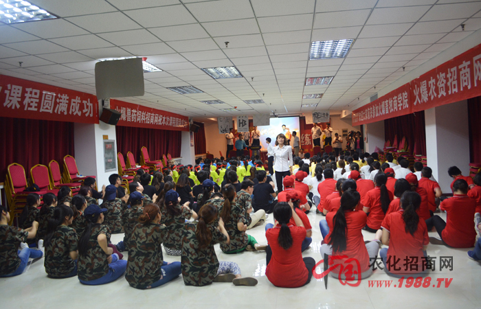 ͻ���������l(f��)�F(xi��n)�挍(sh��)���Լ�