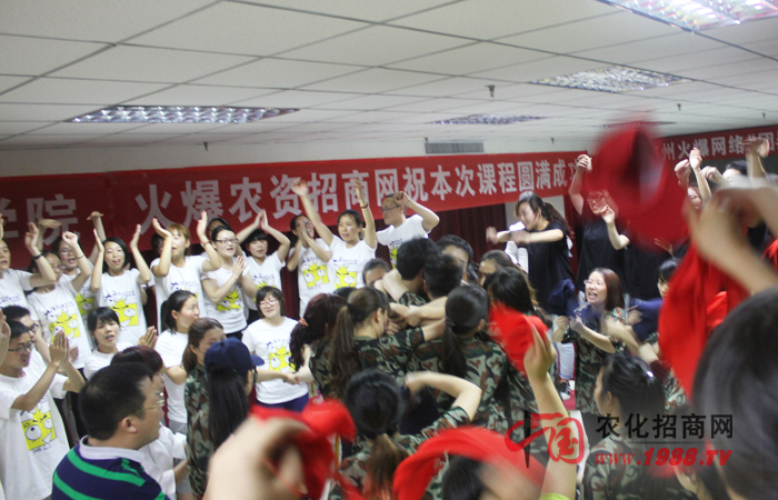 ���L���S�ж�