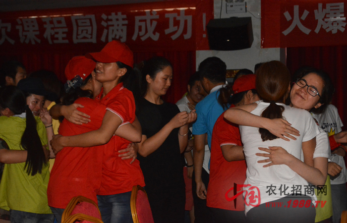 ���F�������Ӗ(x��n)���I����(n��i)Ӗ(x��n)�и�