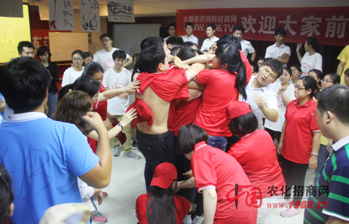 ͻ����������׃�Լ��������ӻ���չӖ(x��n)���и�