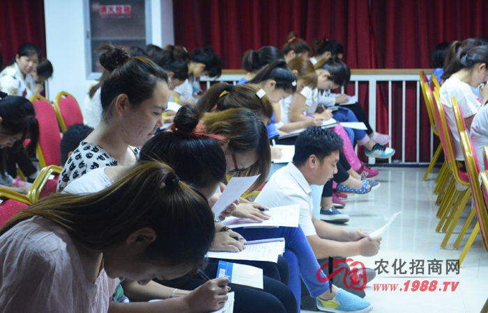 �ж�������һ�΄e�_������w�