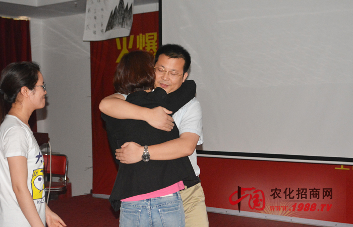 �𱬾W(w��ng)�j(lu��)��չӖ��֮���ж���