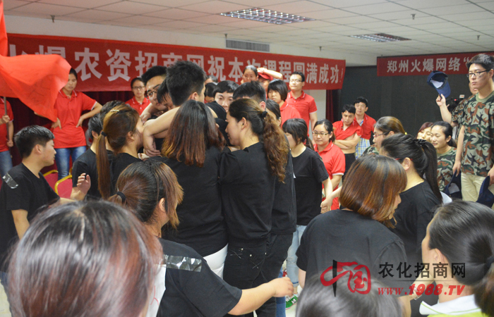 �𱬃������F���P�P����������֮·