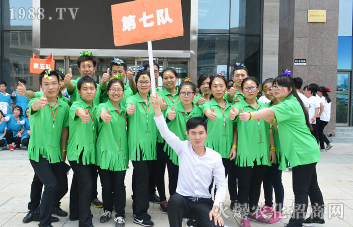 �J(r��n)����Ѩ���ڸж��г��L(zh��ng)