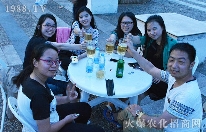 �B�Ƹ�֮�����옷�o߅