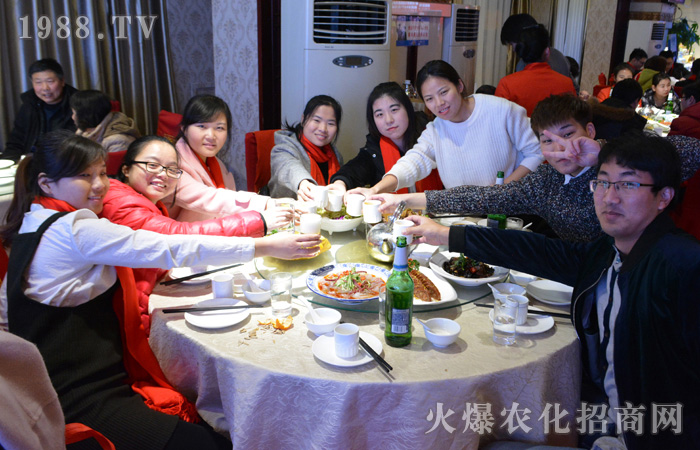 火爆助成長(zhǎng),火爆當(dāng)自強(qiáng)