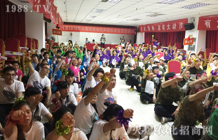 �𱬣�һ���L��ĈF���