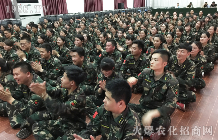 Ŀ������ǰ��