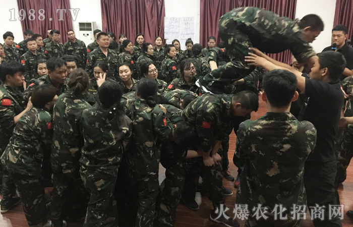 找準(zhǔn)方向,一直走下去!