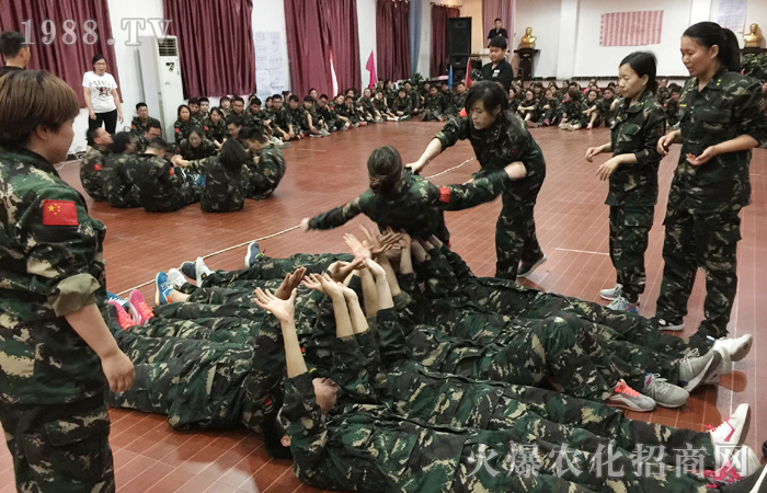 追求自我的完美,才能坦然面對(duì)一切挑戰(zhàn)!