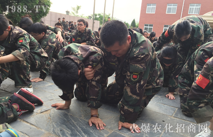 ��չ��һ���^�X�L(f��ng)����˼����Ӗ(x��n)�������m(x��)