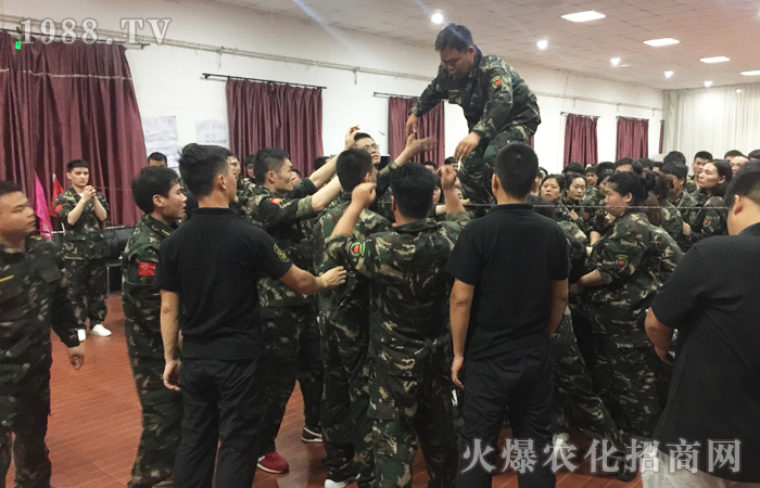 磨不磷,涅不緇,突破自我走向無名!