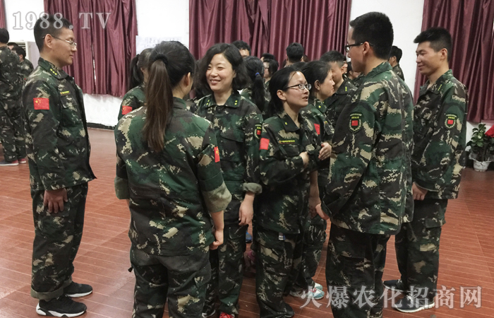 磨不磷,涅不緇,突破自我走向無名!