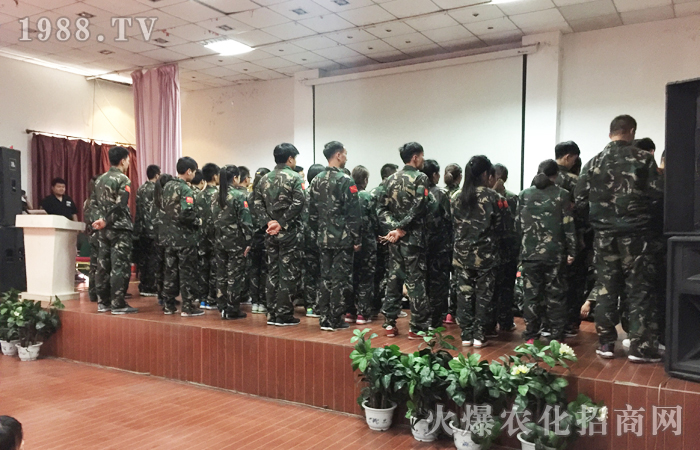 2017��(d��ng)���X�ѣ��𱬈F(tu��n)�(du��)ȫ���Ը���