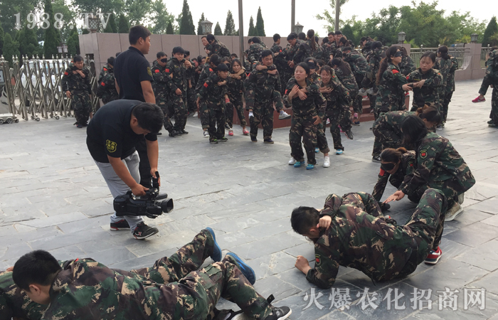 �����������س�����