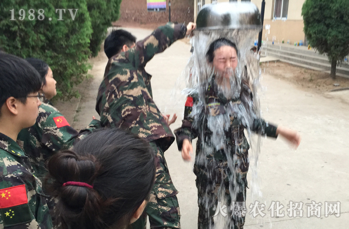 ˺����(bi��o)��������ȥ�������ܳɾ͸��õ��Լ���