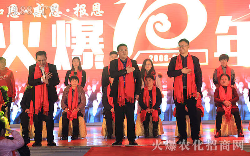 涓涓父母情,拳拳兒女心