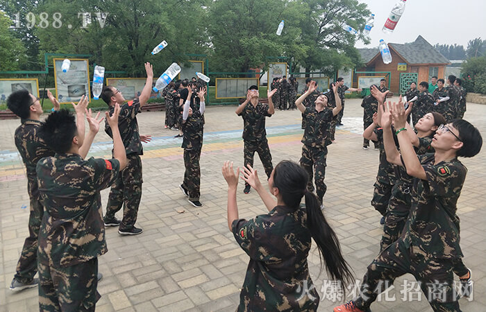 全力以赴,風雨同舟