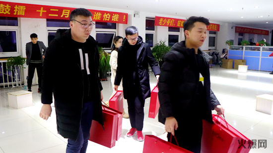 ���i�o�f�q������󴺚w����ϵ�T������ů�������𱬾W(w��ng)����öY��������