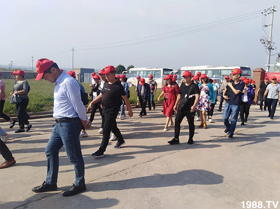 ˮ�ܷ��Ј�(ch��ng)��׃��������徫���~(y��)���׌�����������1000���Ñ��������]��