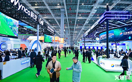 2026�Ϻ�CAC�r(n��ng)��չ�Gɫֲ�������B(t��i)ͬ����