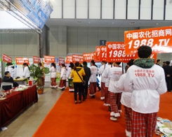 ��29��ֲ�������r(n��ng)����(zh��n)ʿ������ֱǰ