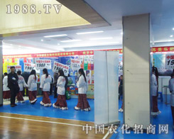 �r(n��ng)�����̾W(w��ng)�đ�(zh��n)ʿ���������w���¸��_(k��i)��ǰ�M(j��n)��·