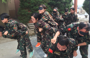 �B��ƴ������Խ������