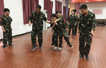 �R�ąf(xi��)��������(chu��ng)�ѿ����B��ƴ��������o����