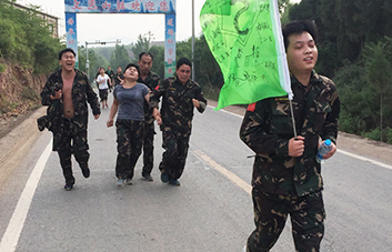 ����15�������w򞡰�L��·����ĥ�Z���ˣ�