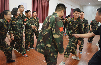 �A��·�ϣ���Ҫ���Լ���