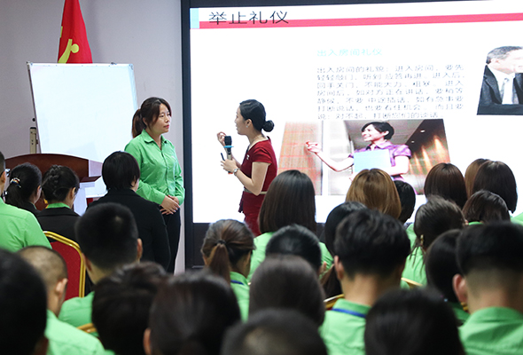 ���������ԶY�������𱬾W(w��ng)���˼�Ӗ�̄�(w��)�Y�x��