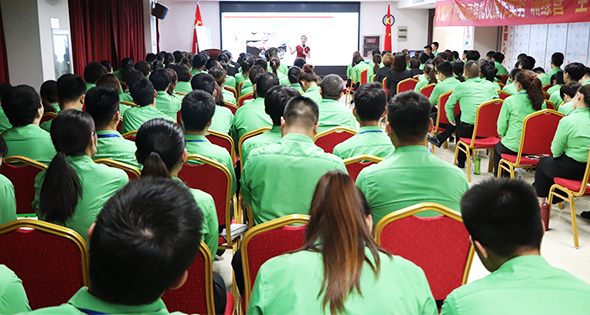 �����������ԶY�������𱬼��ˌW�Yæ��