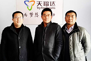 �츣�_�y�ֻ𱬾W(w��ng)������Ŭ��